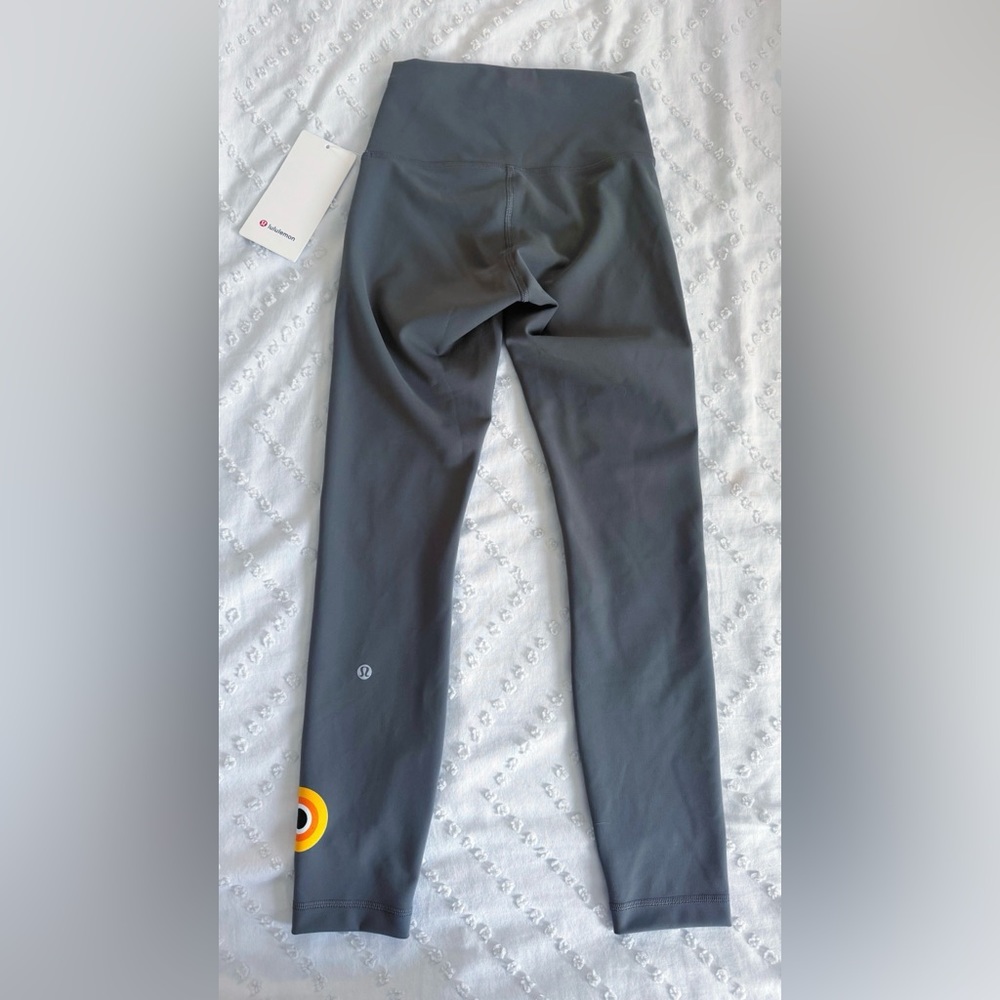 NWT Lululemon Wunder Train Core Yoga High-Rise Tight 25" Size 4 Green Olive - Picture 2 of 7